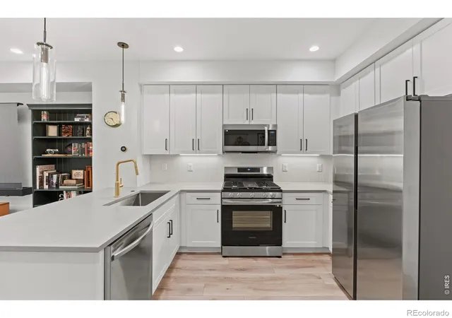 Photo 3 of Townhouse for sale at 2016 W 46th Avenue, Denver, CO 80211 | MLS# IR1057671 | Listing updated on 2026-09-21