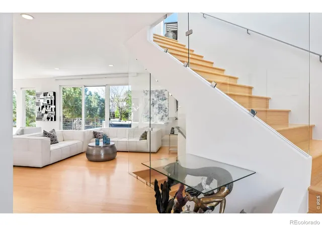 Photo 2 of Single family home for sale at 2920 Lafayette Dr, Boulder, CO 80305 | MLS# IR1057758 | Listing updated on 2026-09-25