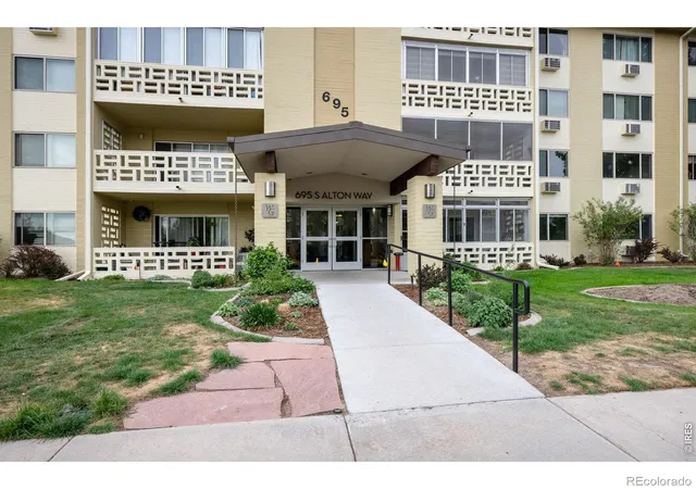 Photo 1 of Single family home for sale at 695 S Alton Way #6D, Denver, CO 80247 | MLS# IR1057765 | Listing updated on 2026-09-17