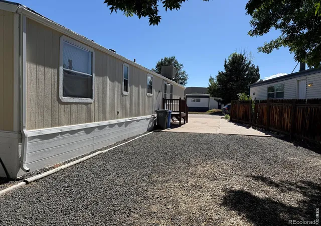 Photo 2 of Single family home for sale at 2811 Mango Pl, Loveland, CO 80537 | MLS# IR1058074 | Listing updated on 2026-09-22