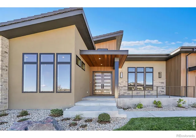 Photo 2 of Single family home for sale at 2669 Southwind Rd, Berthoud, CO 80513 | MLS# IR1058729 | Listing updated on 2026-09-17