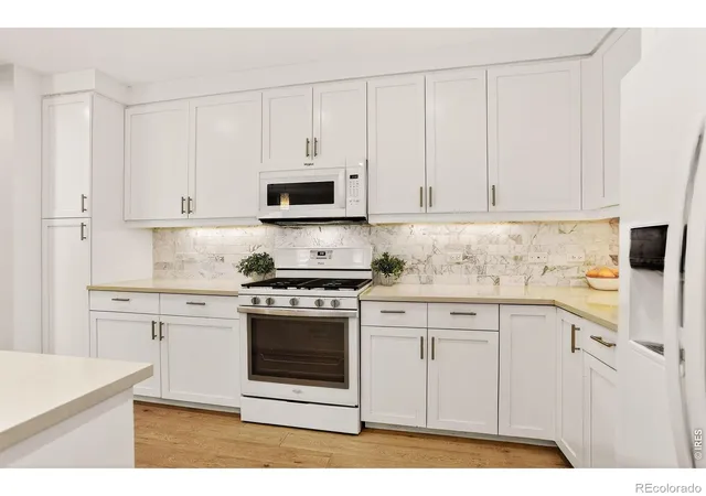 Photo 2 of Condo for sale at 3301 Arapahoe Ave #217, Boulder, CO 80303 | MLS# IR1059058 | Listing updated on 2026-09-18