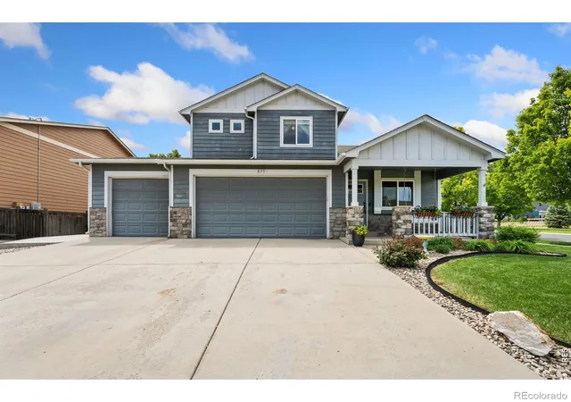 Photo 1 of Single family home for sale at 875 Mount Massive St, Berthoud, CO 80513 | MLS# IR1059061 | Listing updated on 2026-09-28