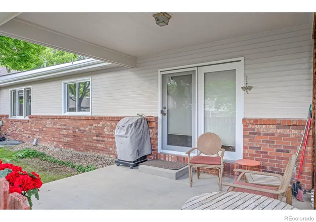 Photo 2 of Single family home for sale at 1529 16th Place, Longmont, CO 80501 | MLS# IR1059172 | Listing updated on 2026-10-24