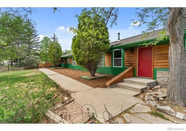 Photo 2 of Single family home for sale at 300 Colt Dr, Loveland, CO 80537 | MLS# IR1059309 | Listing updated on 2026-09-17