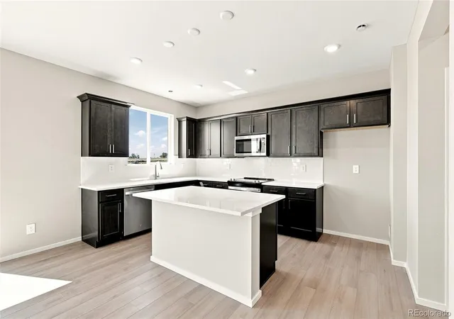 Photo 3 of Single family home for sale at 261 Barn Owl Ave, Fort Lupton, CO 80621 | MLS# 6271769 | Listing updated on 2026-09-16