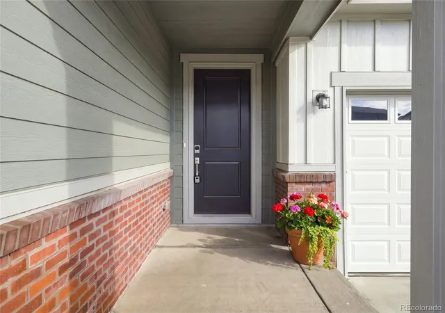Photo 3 of Single family home for sale at 4324 Gozzer Ranch Dr, Elizabeth, CO 80107 | MLS# 5433398 | Listing updated on 2026-09-16