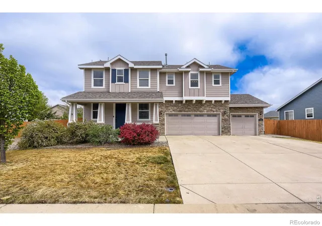 Photo 2 of Single family home for sale at 715 Stonehaven St, Dacono, CO 80514 | MLS# IR1059483 | Listing updated on 2026-10-03
