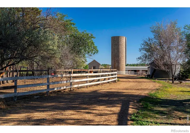 Photo 2 of Single family home for sale at 12621 Ute Hwy, Longmont, CO 80504 | MLS# IR1059828 | Listing updated on 2026-10-06
