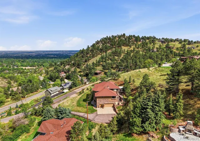 Photo 3 of Single family home for sale at 86 S Cedar Brk Rd, Boulder, CO 80304 | MLS# IR1060039 | Listing updated on 2026-09-17