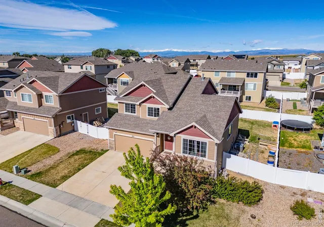 Photo 4 of Single family home for sale at 805 Mt Sneffels Ave, Windsor, CO 80550 | MLS# IR1060066 | Listing updated on 2026-09-22