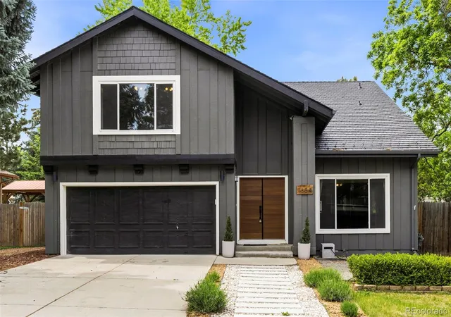 Photo 3 of Single family home for sale at 1684 E Dry Crk Pl, Centennial, CO 80122 | MLS# 9733295 | Listing updated on 2026-09-10