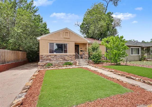 Photo 1 of Single family home for sale at 824 N Union Blvd, Colorado Springs, CO 80909 | MLS# 1858859 | Listing updated on 2026-10-03