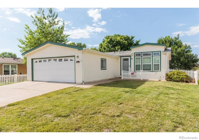Photo 2 of Single family home for sale at 7805 Sunflower Green, Frederick, CO 80530 | MLS# IR1061169 | Listing updated on 2026-09-17