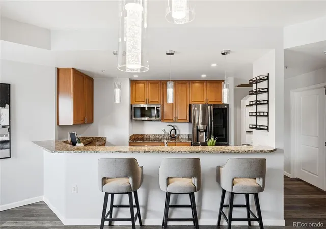 Listing Photo 4 - Condo for sale in building located at 925 N Lincoln St, Denver, CO 80203 - Unit #5B