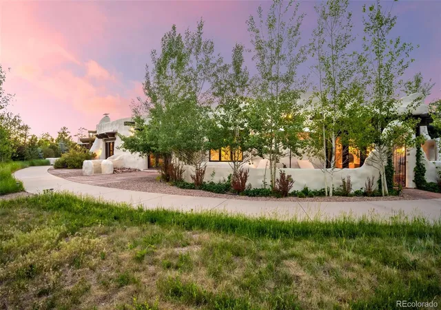 Photo 3 of Mansion for sale at 3885 Wapiti Way, Colorado Springs, CO 80908 | MLS# 4479977 | Listing updated on 2026-09-16