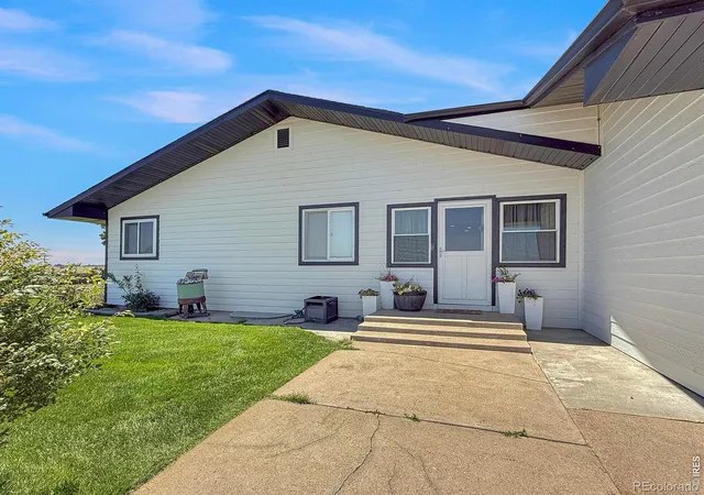 Photo 2 of Single family home for sale at 43331 County Rd 16, Holyoke, CO 80734 | MLS# IR1061862 | Listing updated on 2026-09-17