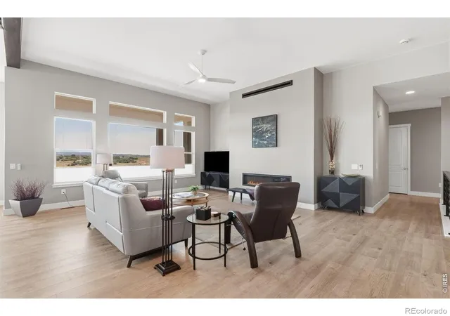 Photo 4 of Single family home for sale at 12377 Mionetto Ct, Colorado Springs, CO 80921 | MLS# IR1062396 | Listing updated on 2026-09-09