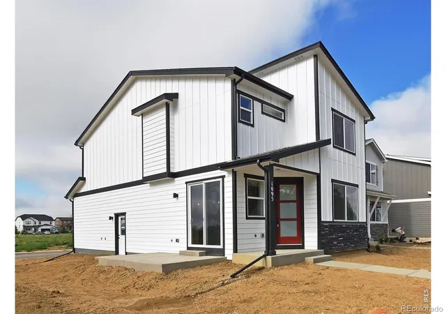 Photo 3 of Single family home for sale at 533 S 10th Street, Berthoud, CO 80513 | MLS# IR1062545 | Listing updated on 2026-09-17