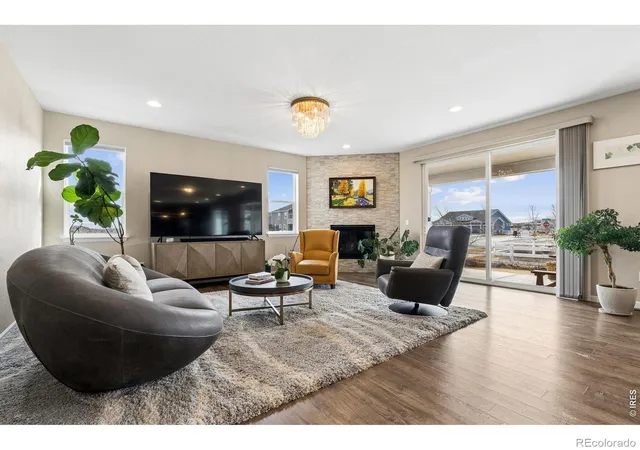 Photo 2 of Single family home for sale at 1910 High Plains Dr, Longmont, CO 80503 | MLS# IR1062625 | Listing updated on 2026-09-17