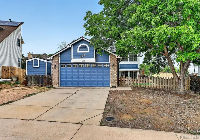 Photo 2 of Single family home for sale at 3657 S Flanders St, Aurora, CO 80013 | MLS# 5542070 | Listing updated on 2026-09-20
