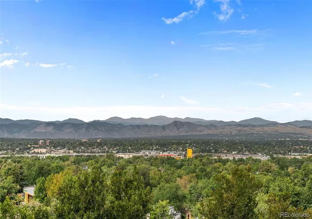 Photo 2 of Condo for sale at 460 S Marion Pkwy #1055, Denver, CO 80209 | MLS# 6790932 | Listing updated on 2026-09-09