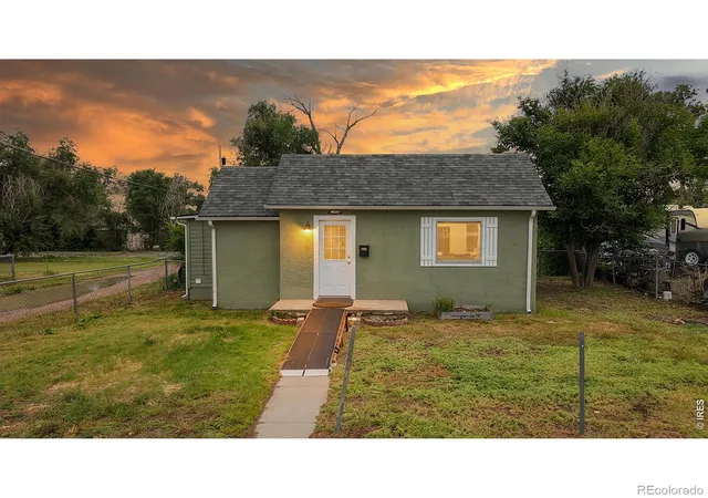 Photo 1 of Single family home for sale at 321 Jefferson St, Sterling, CO 80751 | MLS# IR1062951 | Listing updated on 2026-09-17