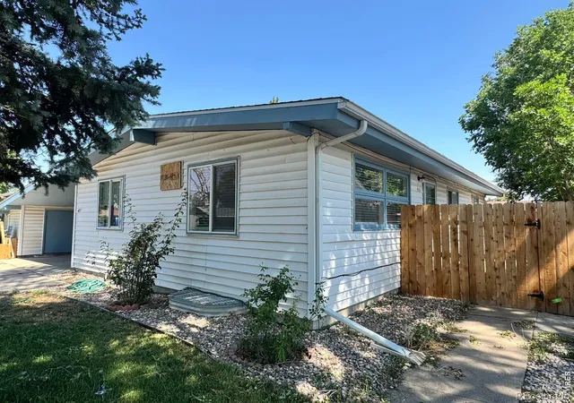 Photo 1 of Single family home for sale at 413 Cove Ln, Fort Morgan, CO 80701 | MLS# IR1062974 | Listing updated on 2026-09-24