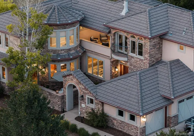 Photo 1 of Mansion for sale at 8584 Summerlin Pl, Longmont, CO 80503 | MLS# IR1063008 | Listing updated on 2026-09-17