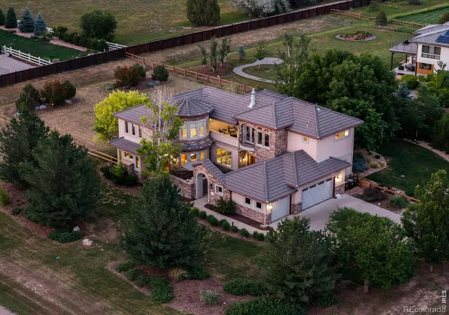 Photo 2 of Mansion for sale at 8584 Summerlin Pl, Longmont, CO 80503 | MLS# IR1063008 | Listing updated on 2026-09-17