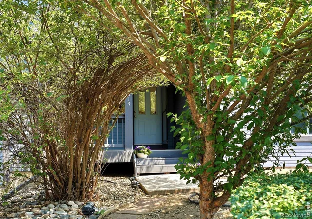 Photo 3 of Single family home for sale at 2013 S Fork Dr, Lafayette, CO 80026 | MLS# IR1063373 | Listing updated on 2026-09-17