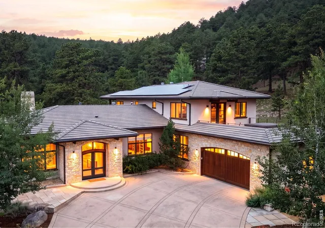 Photo 2 of Single family home for sale at 575 Reed Ranch Rd, Boulder, CO 80302 | MLS# IR1063379 | Listing updated on 2026-10-07