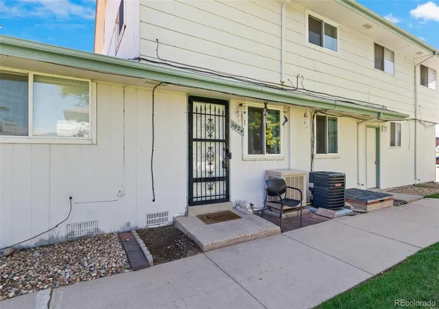 Photo 2 of Condo for sale at 1192 S Eagle Cir #C, Aurora, CO 80012 | MLS# 8569954 | Listing updated on 2026-09-16