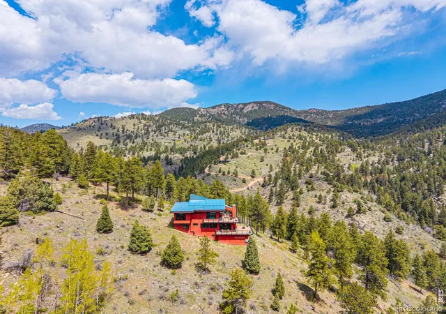 Photo 3 of Single family home for sale at 5896 Peregrine Trl, Golden, CO 80403 | MLS# IR1063509 | Listing updated on 2026-09-17