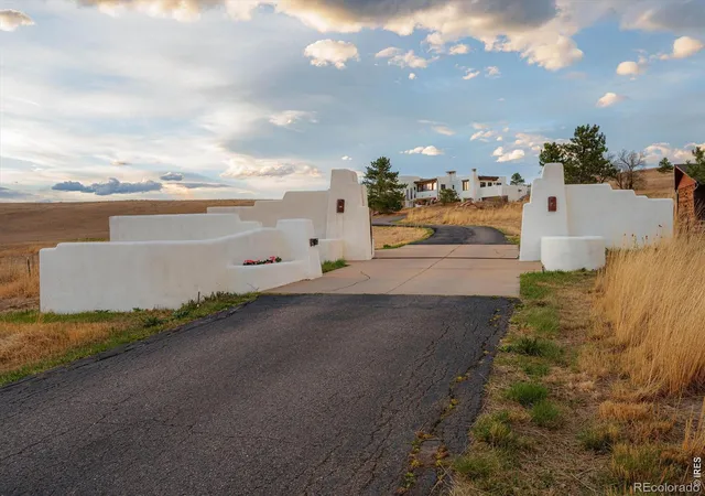 Photo 2 of Single family home for sale at 6877 Marshall Dr, Boulder, CO 80303 | MLS# IR1063638 | Listing updated on 2026-09-17