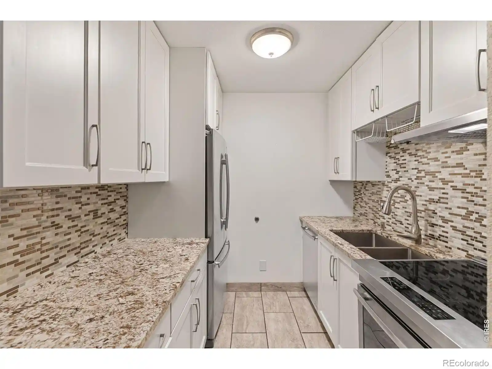 Listing Photo 1 - Condo for sale in 3035 Oneal Pkwy located at 3035 Oneal Pkwy, Boulder, CO 80301 - Unit #T17