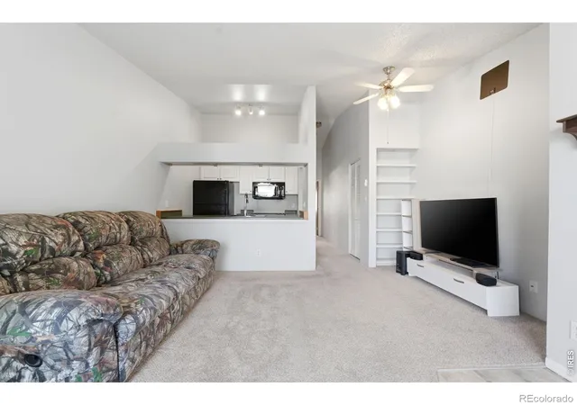 Photo 3 of Condo for sale at 532 Oakwood Dr #E207, Castle Rock, CO 80104 | MLS# IR1063708 | Listing updated on 2026-09-17