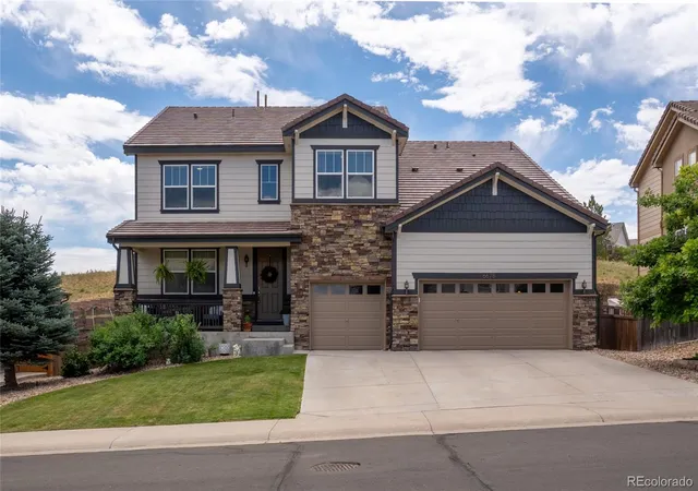 Photo 4 of Single family home for sale at 6678 Esmeralda Dr, Castle Rock, CO 80108 | MLS# 8665569 | Listing updated on 2026-09-26