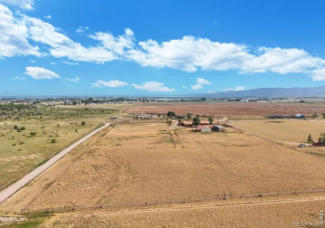 Photo 3 of Single family home for sale at 620 W County Rd 74, Wellington, CO 80549 | MLS# IR1063778 | Listing updated on 2026-09-17