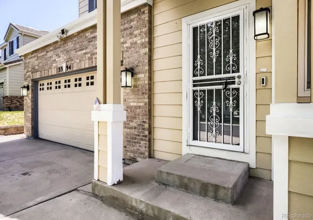 Photo 4 of Single family home for sale at 5394 S Sicily Way, Aurora, CO 80015 | MLS# 9215621 | Listing updated on 2026-10-15