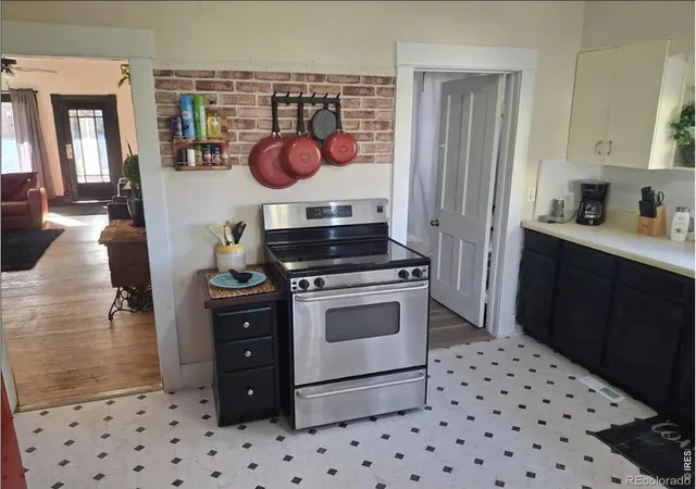 Photo 4 of Single family home for sale at 824 Kimbark St, Longmont, CO 80501 | MLS# IR1063967 | Listing updated on 2026-09-24