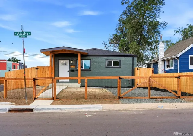 Photo 1 of Single family home for sale at 3150 W Alaska Pl, Denver, CO 80219 | MLS# 4990649 | Listing updated on 2026-10-09