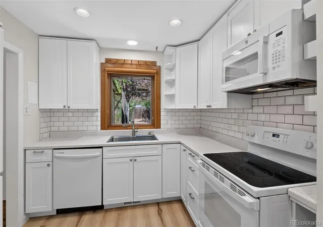 Photo 1 of Single family home for sale at 1219 Jasmine St, Denver, CO 80220 | MLS# 9674366 | Listing updated on 2026-10-28