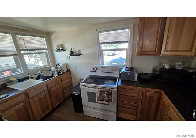 Photo 4 of Single family home for sale at 821 Deuel St, Fort Morgan, CO 80701 | MLS# IR1064181 | Listing updated on 2026-09-17