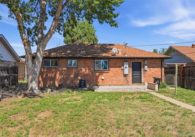 Photo 2 of Single family home for sale at 5340 E 33rd Avenue, Denver, CO 80207 | MLS# 6017154 | Listing updated on 2026-09-16