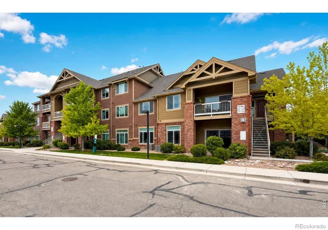 Photo 2 of Condo for sale at 804 Summer Hawk Dr #8104, Longmont, CO 80504 | MLS# IR1064259 | Listing updated on 2026-09-17