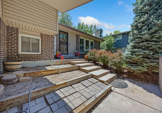 Photo 3 of Single family home for sale at 3004 S Xeric Ct, Denver, CO 80231 | MLS# 4408520 | Listing updated on 2026-09-09