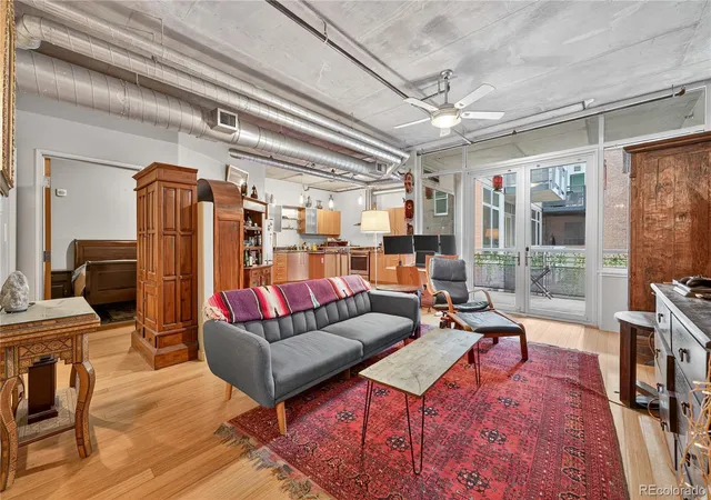 Listing Photo 3 - Condo for sale in building located at 1401 Wewatta St, Denver, CO 80202 - Unit #305