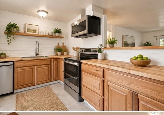 Photo 2 of Single family home for sale at 8170 Stuart St, Westminster, CO 80031 | MLS# 7731783 | Listing updated on 2026-10-09