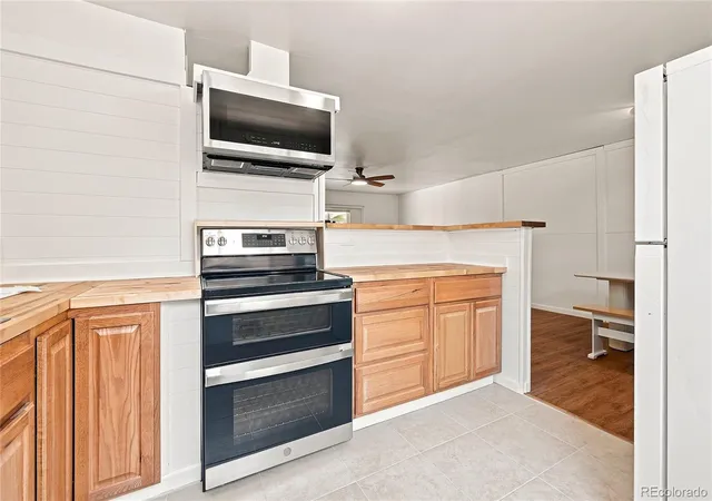 Photo 3 of Single family home for sale at 8170 Stuart St, Westminster, CO 80031 | MLS# 7731783 | Listing updated on 2026-10-09